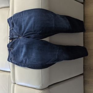 Size 27 skinny Jeans "7"